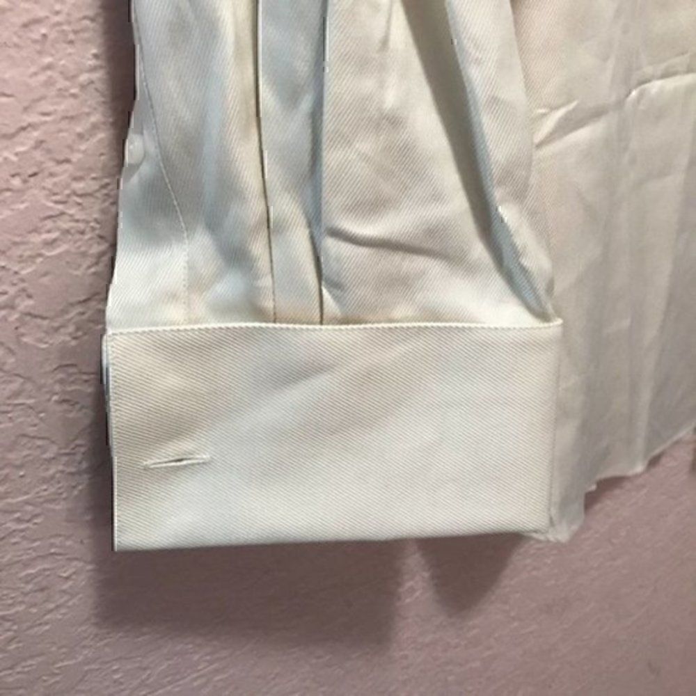 *30off3* Enzo Tovare Dress Shirt with Cufflink Holes. - Picture 4 of 6